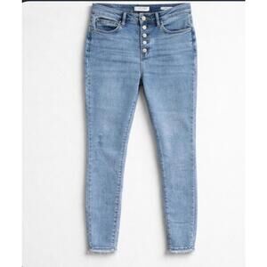 Judy Blue Light Wash Skinny Jeans Size 11/30